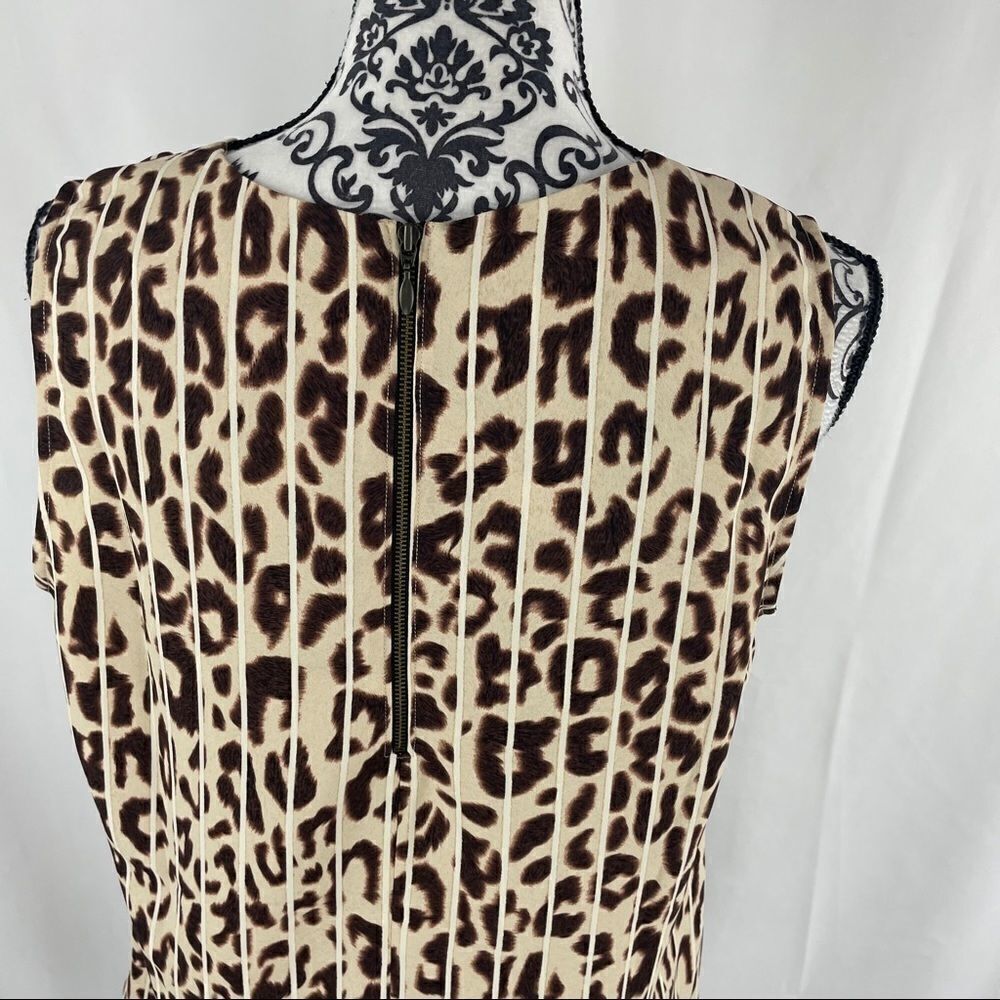 CAbi Ginger Leopard Print Shell Keyhole Tank Top - Picture 6 of 9